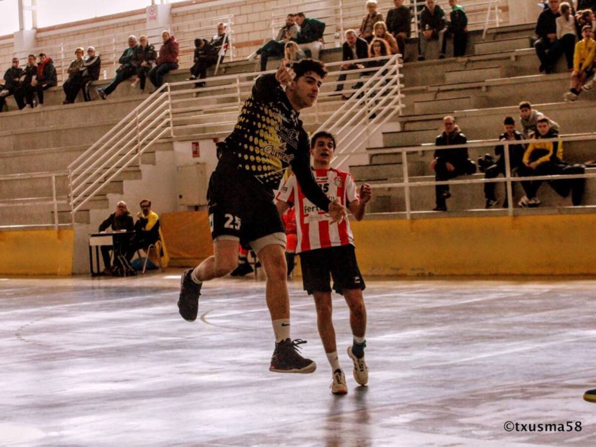 El Bm. Elda - C.E.E. no lo tendrá fácil en Torrevieja (S. 18.00 h)