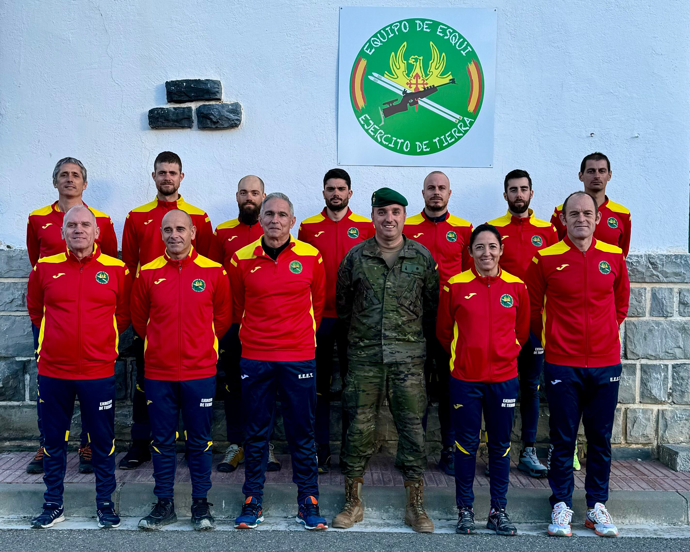 Equipo militar de montaña