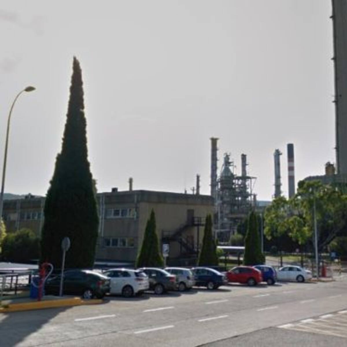 El pleno de A Coruña aprueba subir el IAE a la Refinería de Repsol