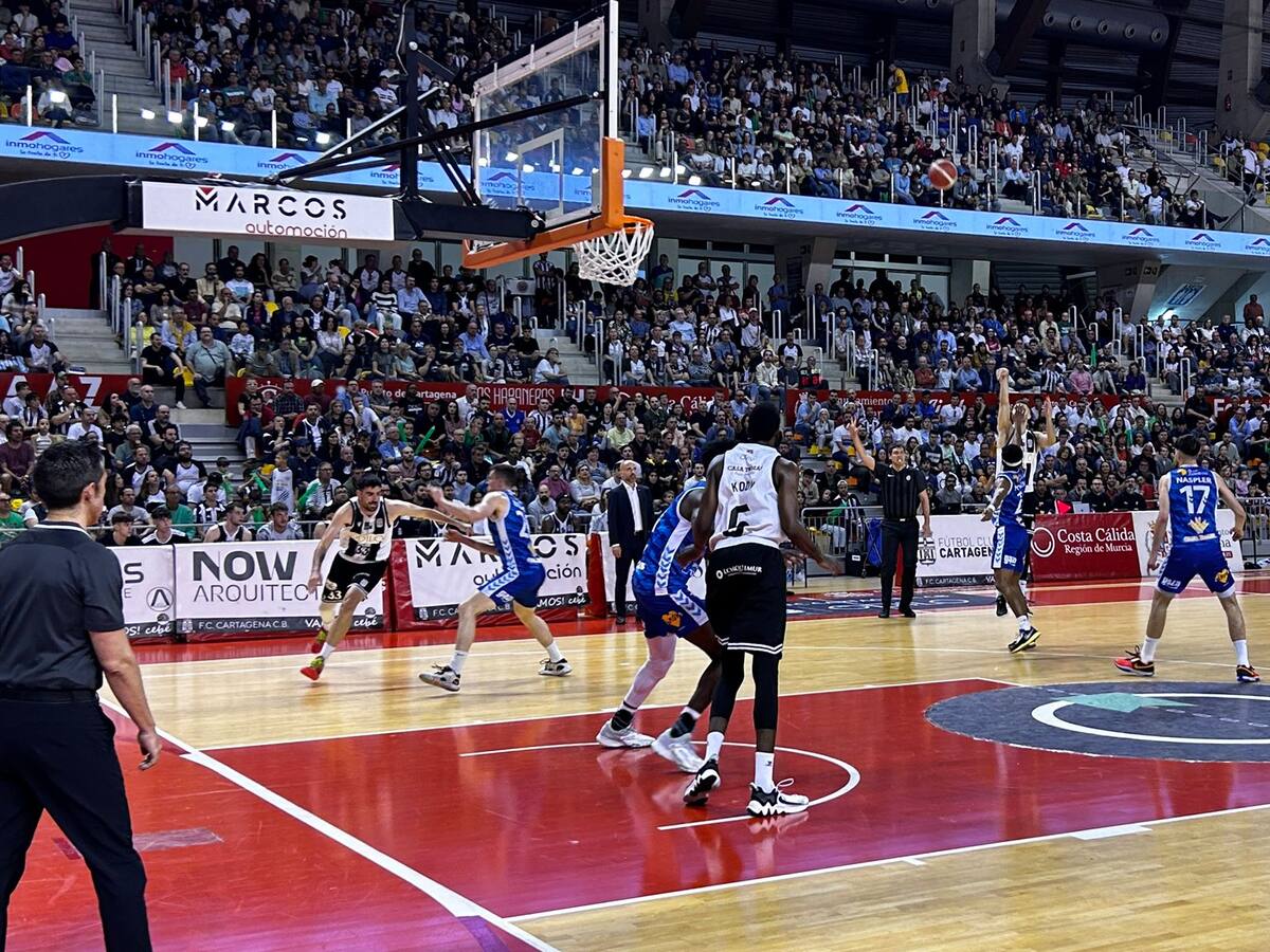 Tertulia de baloncesto con Paco Prian - 18/04/2024