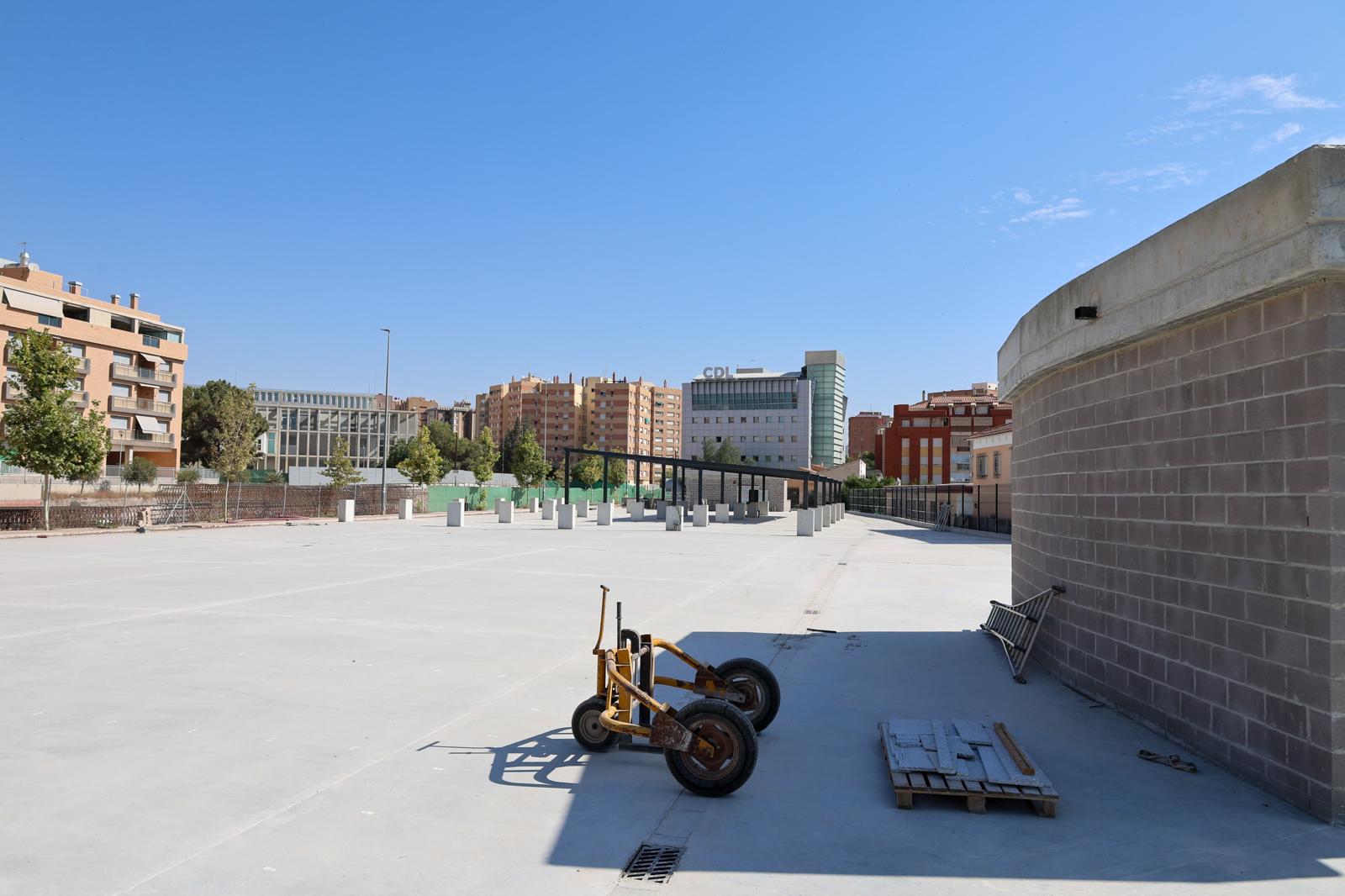 Parte superior del aparcamiento subterráneo en la calle Ángela Ruiz