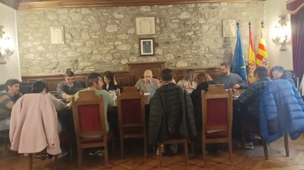 Foto de archivo de un pleno de Benasque