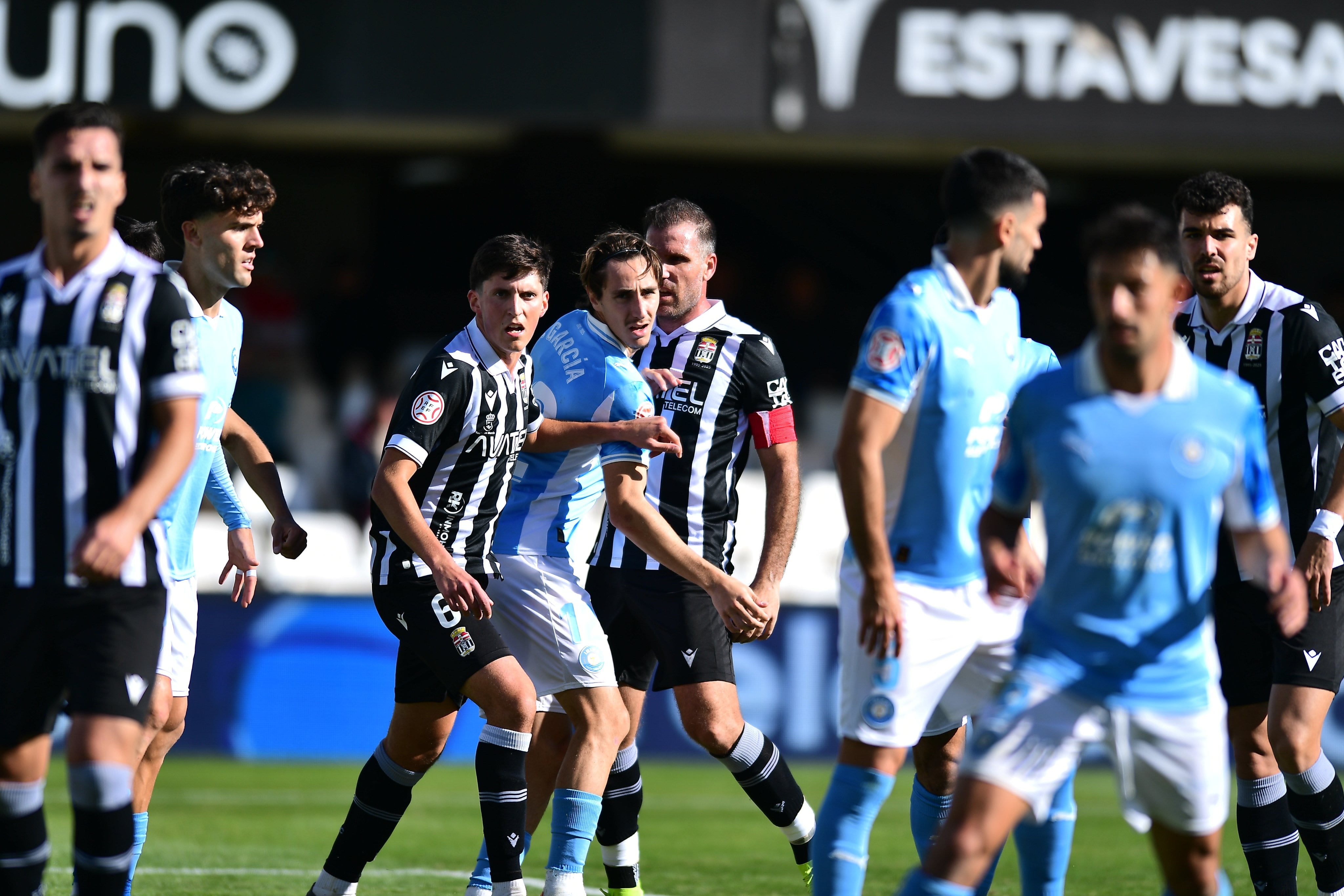 Un lance del FC Cartagena-UD Ibiza