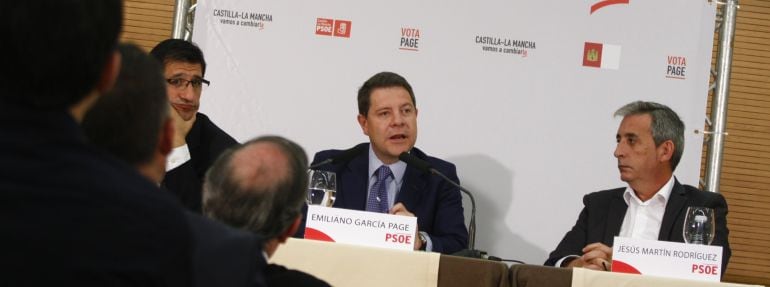 José Manuel Caballero, García Page y Jesús Martín en Valdepeñas