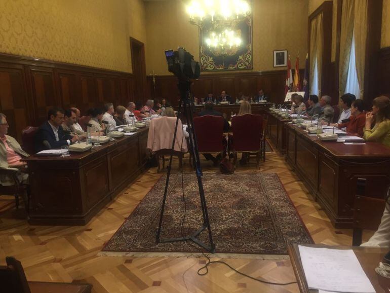 Pleno municipal celebrado en Diputación