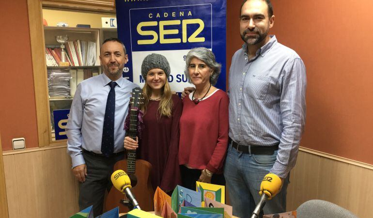 De izquierda a derecha, Chema Contreras, Natalí Castillo, Carmen Martínez e Iván Carabaño