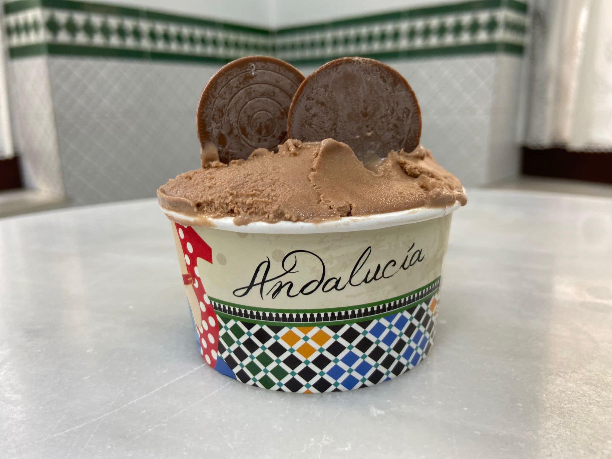 Helado de chocolate, otra de las especialidades en La Alicantina
