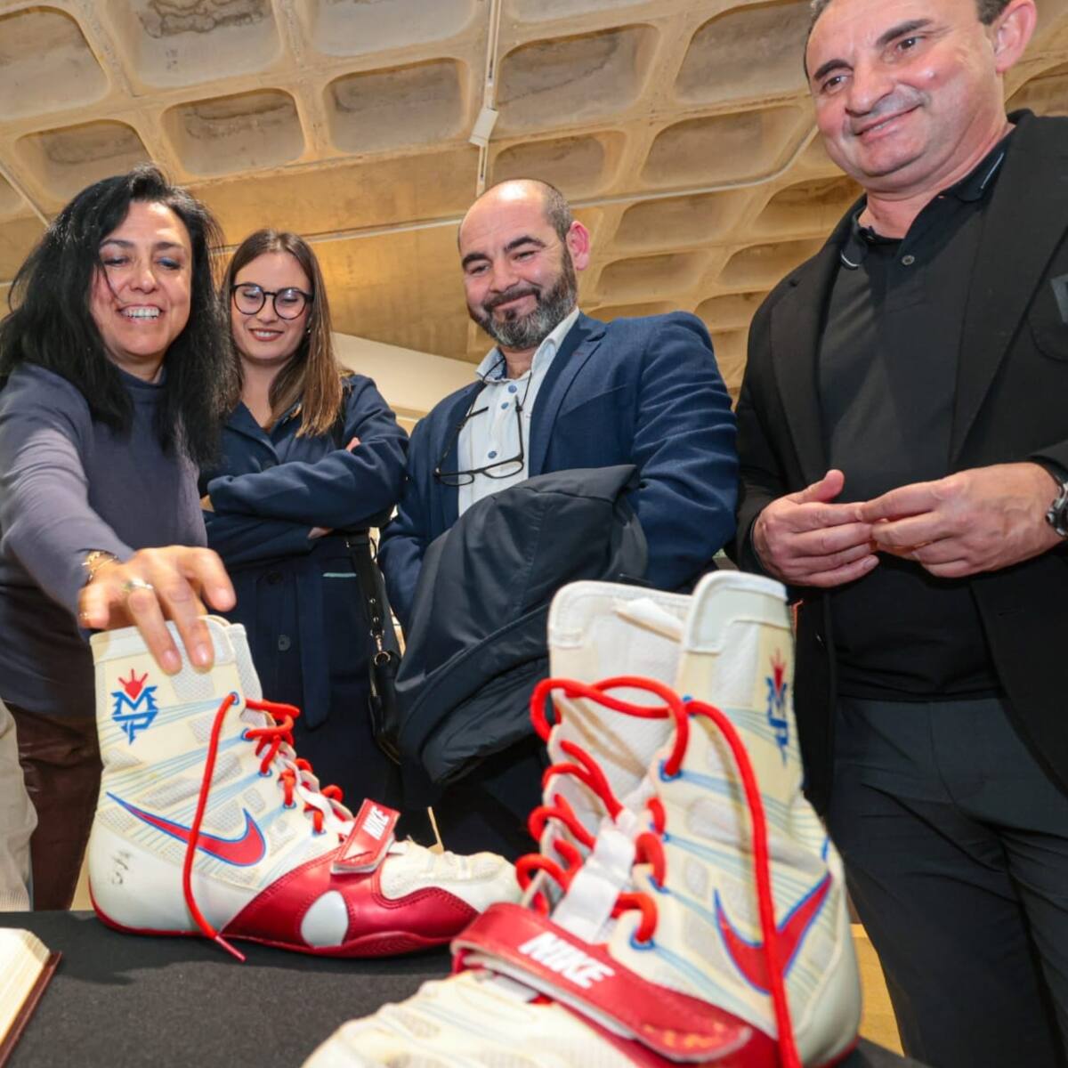 José Quiles, boxeador olímpico de Elda, ya está en el Museo del Calzado