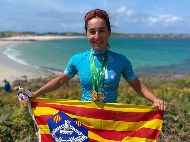Núria Bosch s'està erigint com la gran triomfadora menorquina a Guernsey ja que ha guanyat les dues proves en que ha participat.