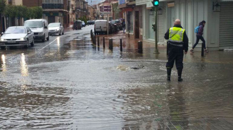 En varios puntos se han formado balsas de agua