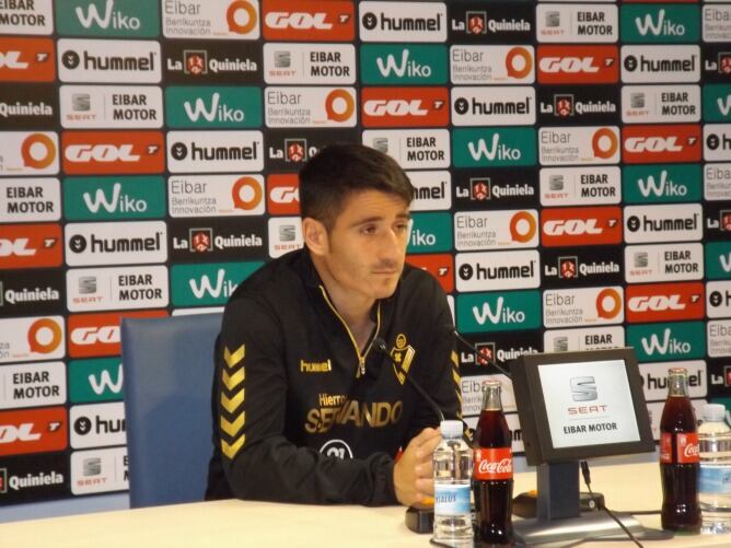 Saúl Berjón durante la rueda de prensa celebrada en las instalaciones de Ipurua