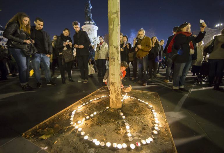 La Plaza de la República, poblada de gente