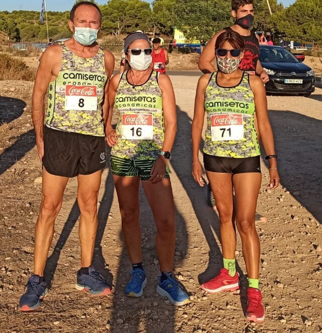 Jose Ferris, Paqui Tárraga (C) y Ana Badillo en Alicante