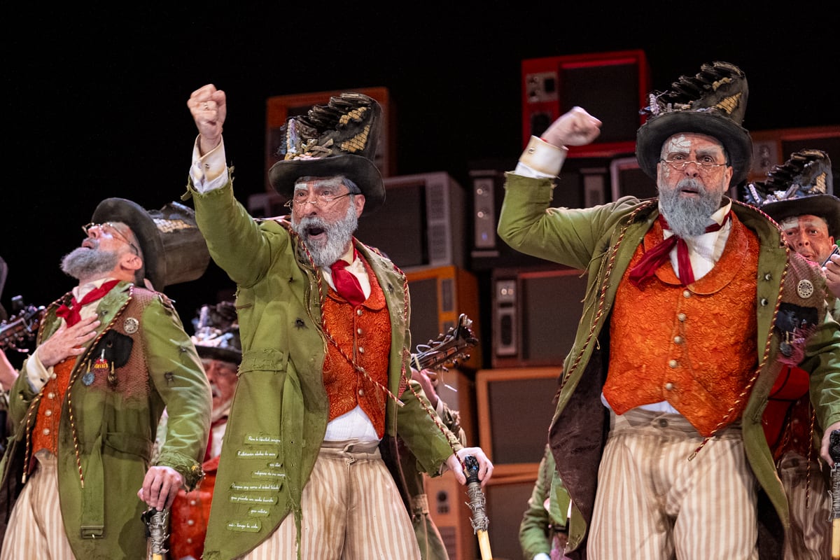 Comparsa: 'Los Humanos'