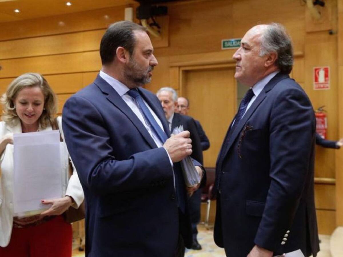 Landaluce vuelve a reclamar al ministro Ábalos soluciones para Algeciras y la comarca