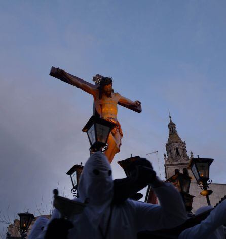 Uno de los pasos de la procesión del Dolor de la Semana Santa de Medina de Rioseco (Valladolid), declarada de Interés Turístico Internacional