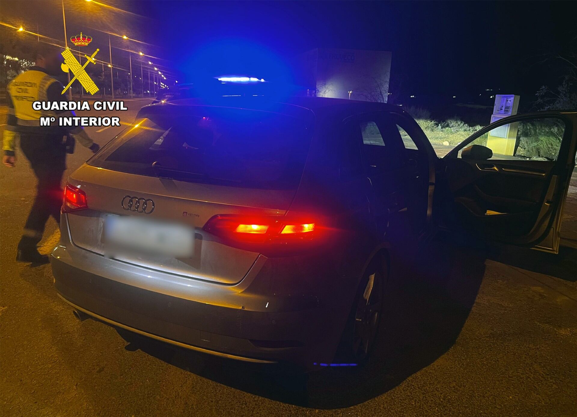 Detenida una mujer por conducir ebria y de forma temeraria con su hijo menor en Murcia