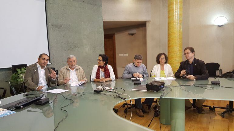 Presentación de la semana de actos de Pobreza Cero en Granada