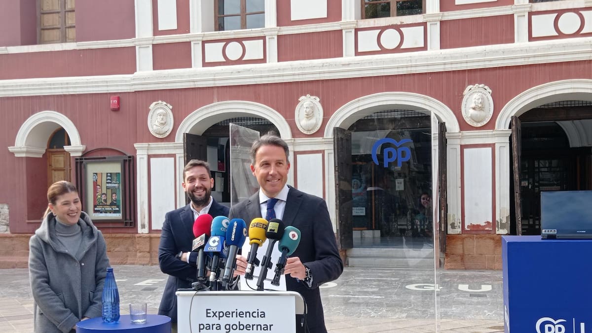 Fulgencio Gil presenta un programa electoral con 27 proyectos y 150 medidas para "ganar las próximas elecciones" municipales