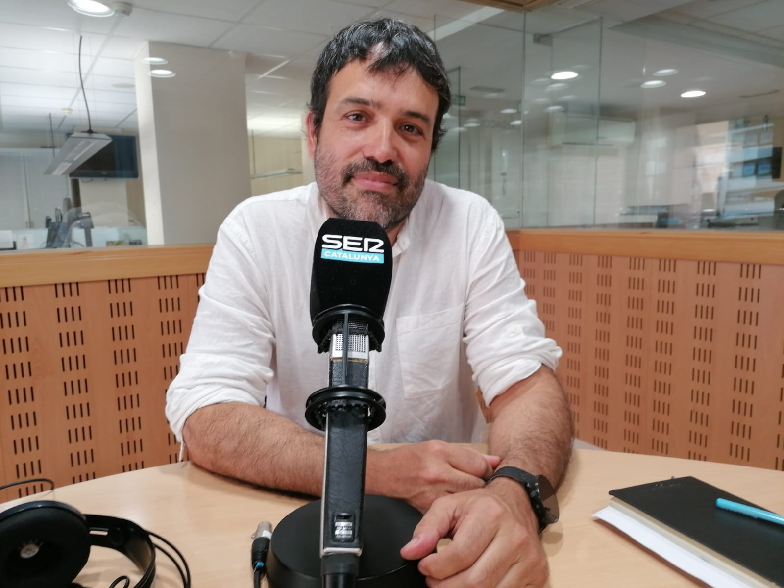 Robert Martí, director de màsters de la UdG, als estudis de Ràdio Girona.