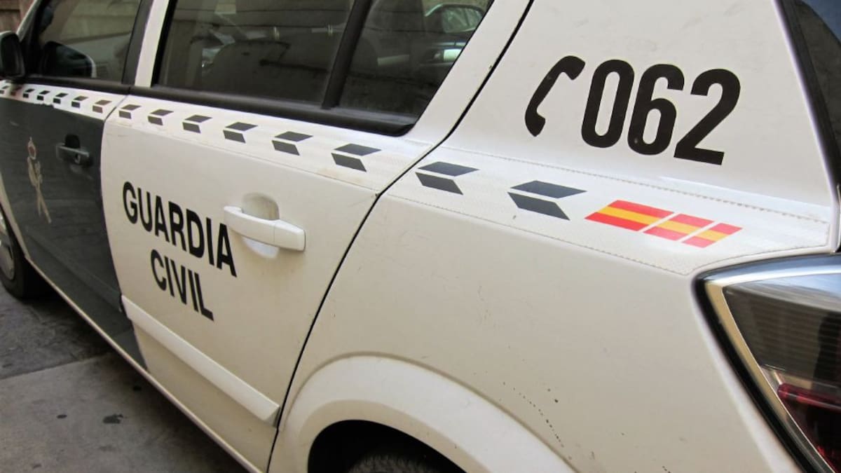 Los cuerpos de padre e hija salieron despedidos después de que el coche se precipitara por la ladera