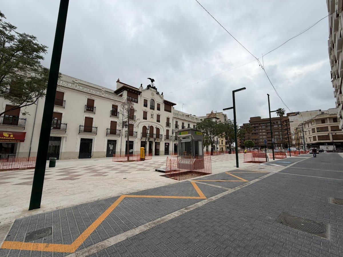Recta final en la Plaza de la Concepción de Ontinyent tras un invierno complicado