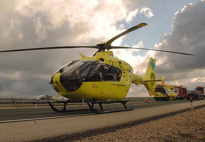 Un joven herido tras dar varias vueltas de campana con su vehículo en Sebúlcor