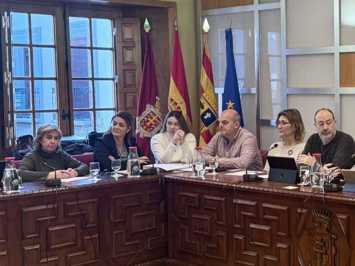 Vox Jaca circunscribe la queja al IES Domingo Miral a la custodia de datos de menores pero denuncia señalamiento político