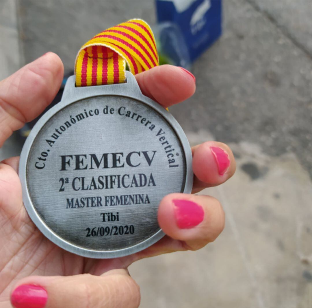 Medalla de Laurence Rastell en el Autonómico de Km Vertical.