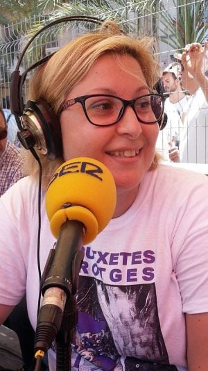 Yolanda Díaz, coordinadora de la Plataforma Feminista de Alicante en las Hogueras de 2015