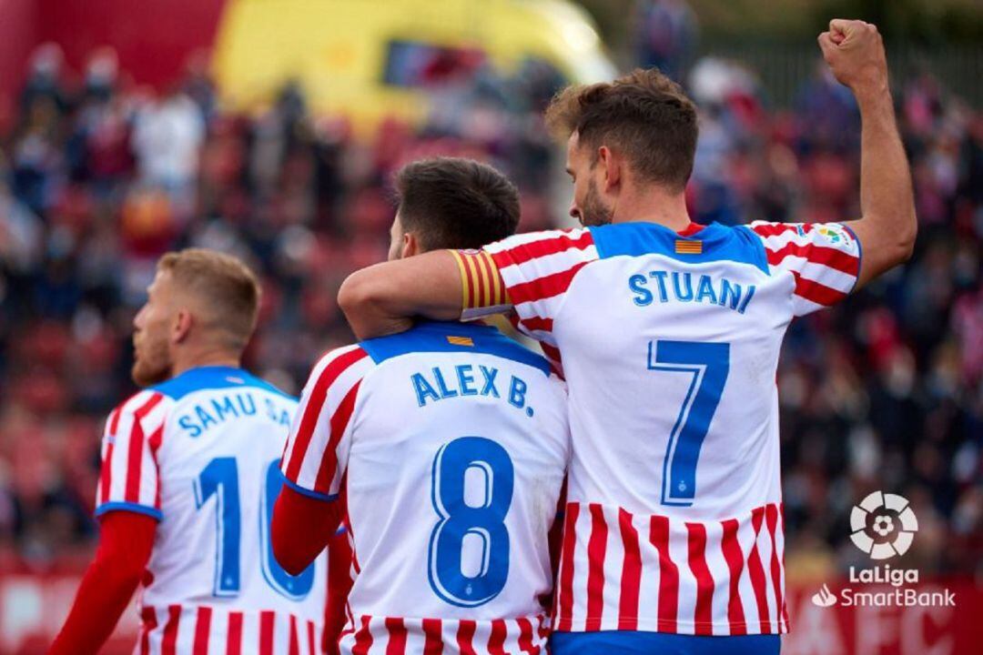 Stuani, Baena i Samu Saiz, protagonistes de la victòria contra el Fuenlabrada.