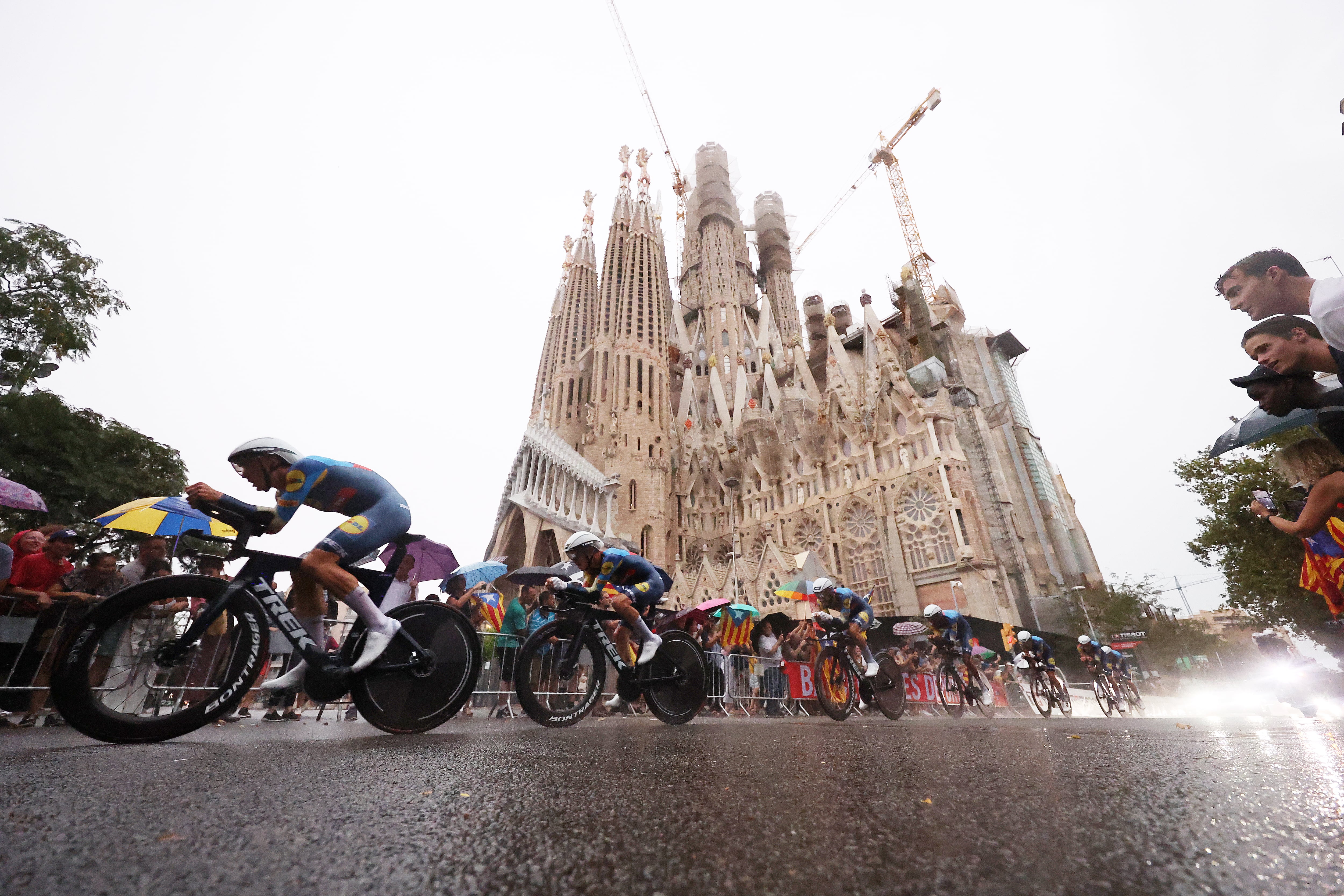 Primera etapa de La Vuelta 23 desde Barcelona. (Photo by Alexander Hassenstein/Getty Images)