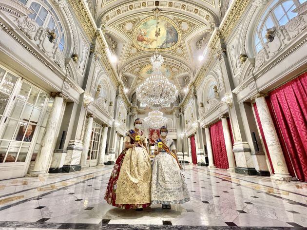 Consuelo Llobell y Carla García, Falleras Mayores de València