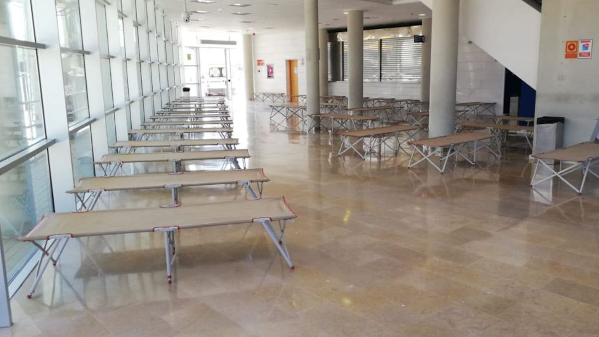 La mitad de los 147 migrantes llegados a las Pitiusas en los últimos días ya están en la Península