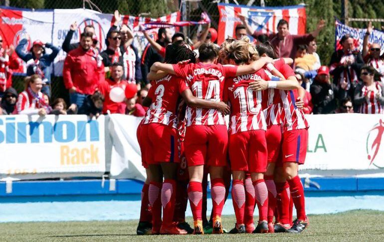 Las jugadoras del Atlético celebran un gol