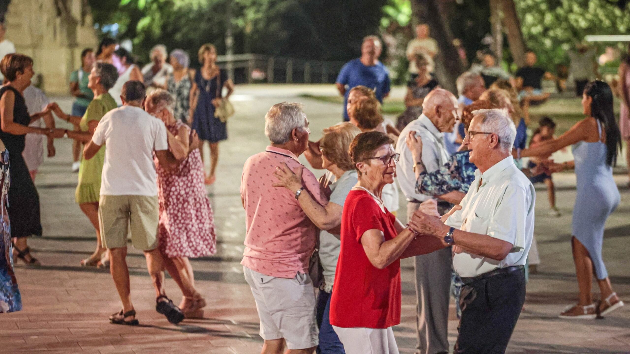 Imagen de archivo de la anterior edición de los bailes de mayores de Elda