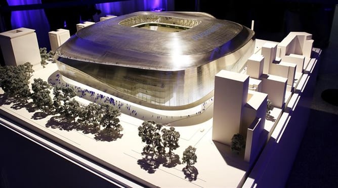 El club ha explicado públicamente el proyecto que reformará su estadio para, como ha señalado el presidente Florentino Pérez, convertirlo en el mejor del mundo.