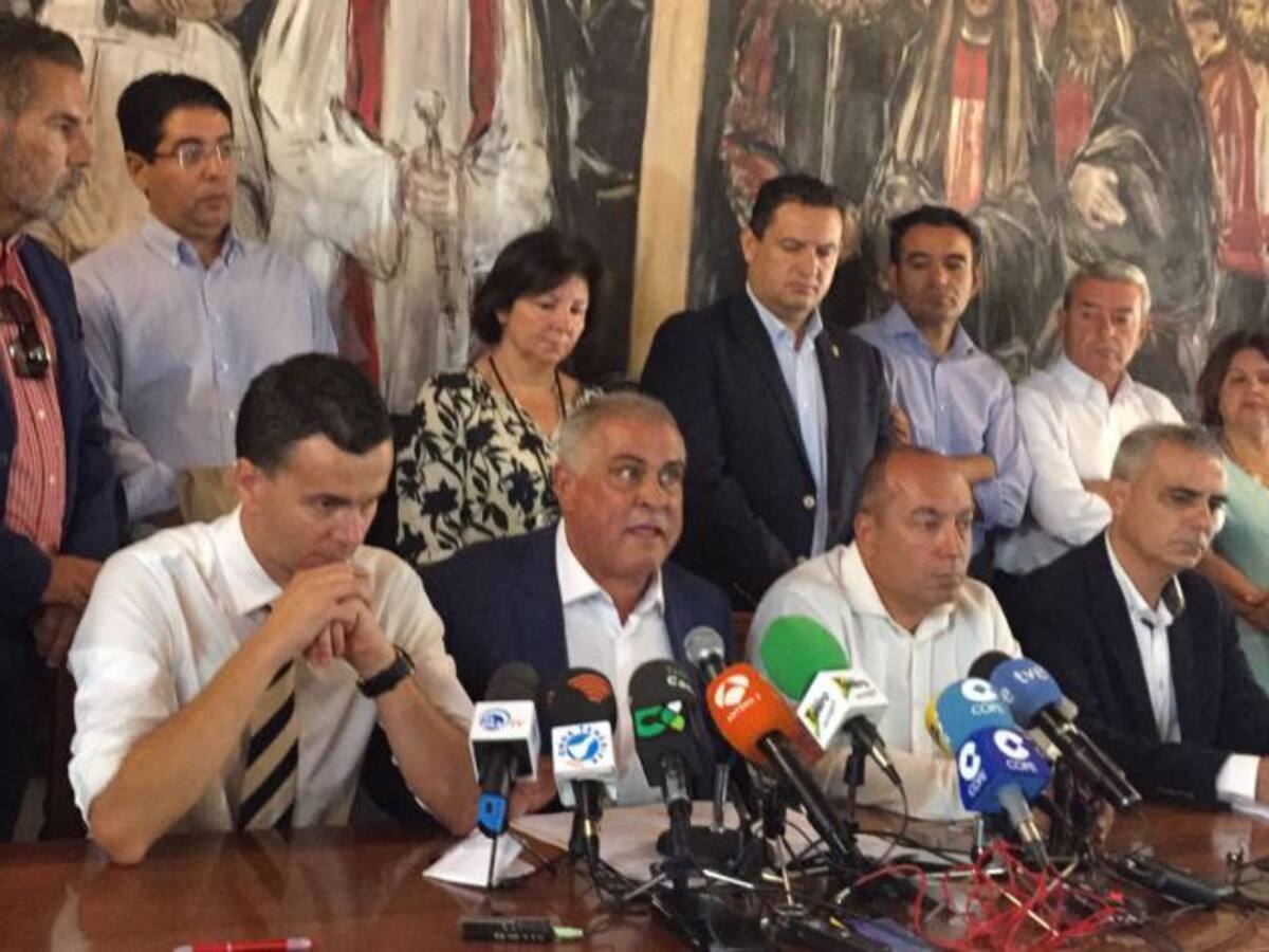 "O evitan la moción, o se rompe el pacto regional"