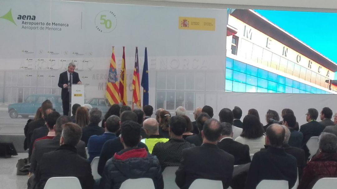 El president d'AENA ha explicat a Menorca els reptes de futur de la instal·lació.