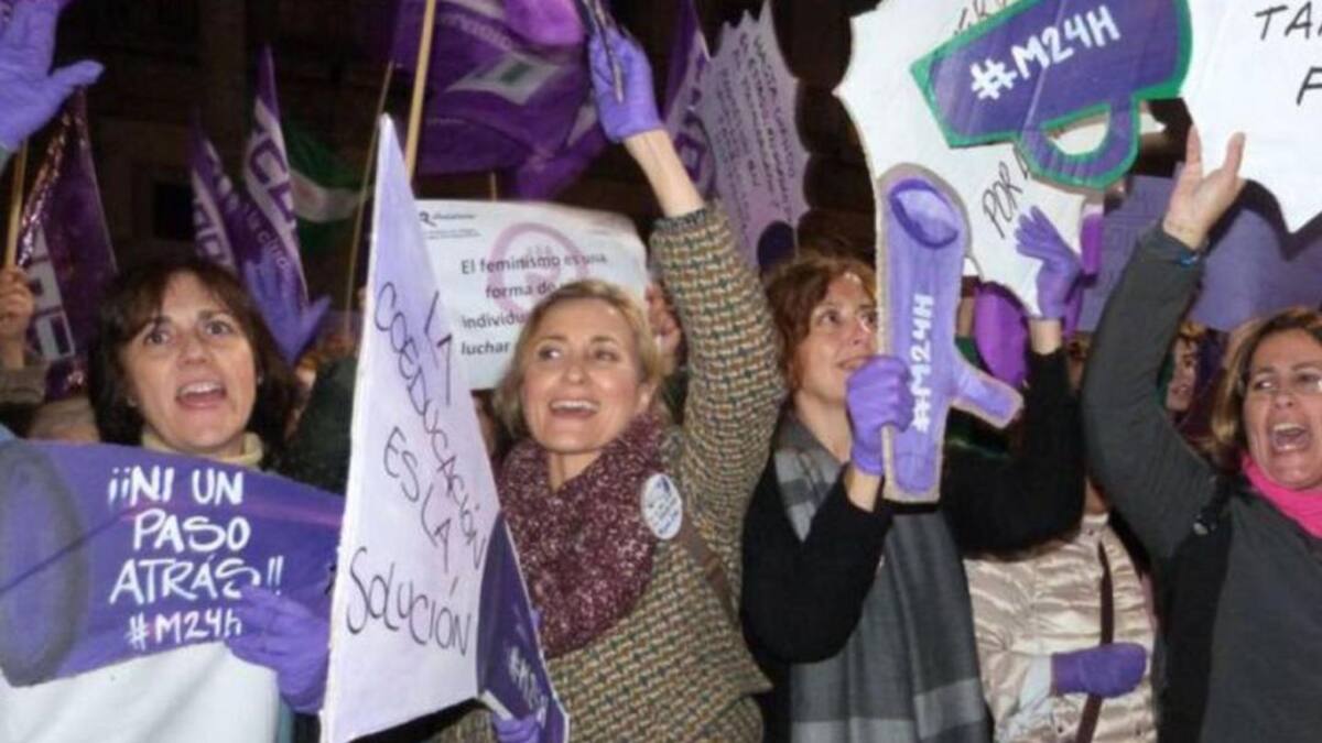 Plaza Niña sobre la mujer en el gobierno de coalición