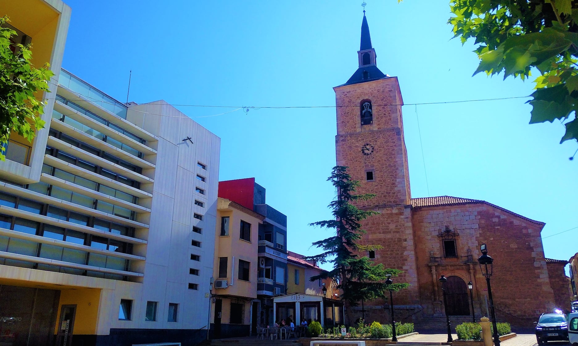 Plaza Mayor de Quintanar del Rey (Cuenca).