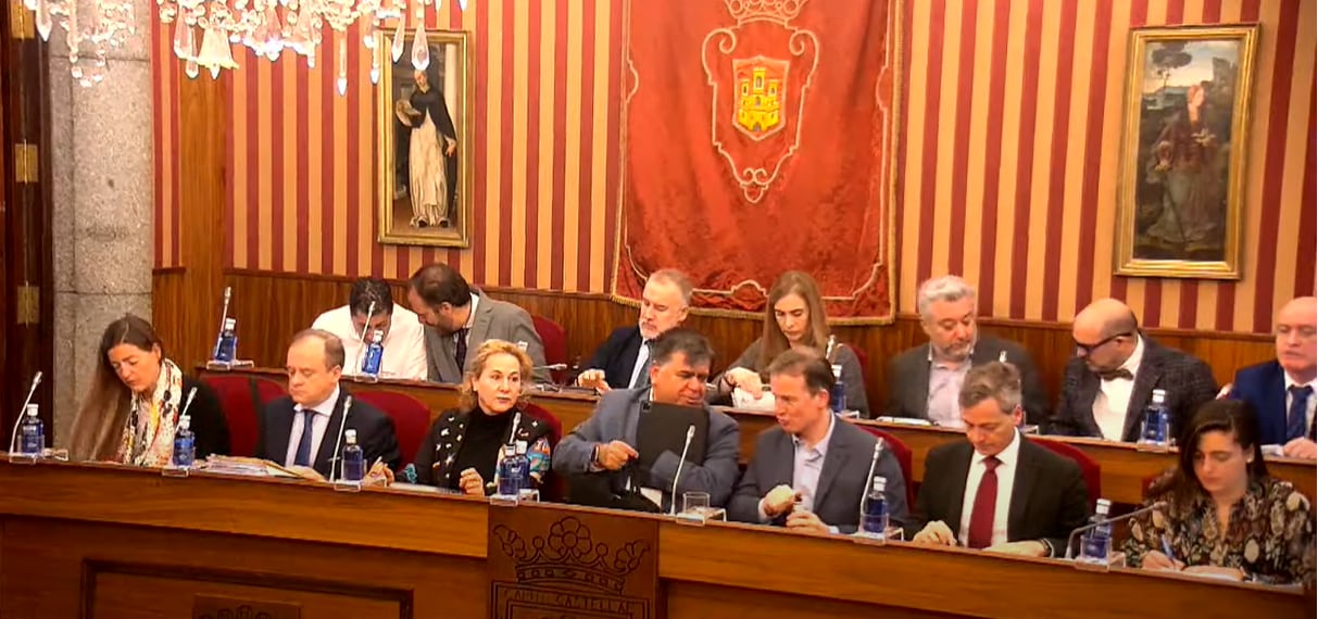 El equipo de gobierno formado por los concejales de PP y Vox han ratificado el presupuesto 2024 en el pleno