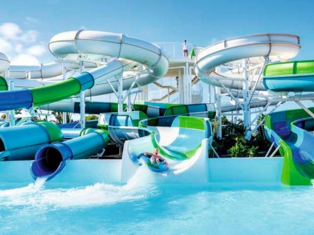 Aqualava Water Park ha reabierto sus puertas este miércoles 19 de mayo, tras el cierre en enero. 