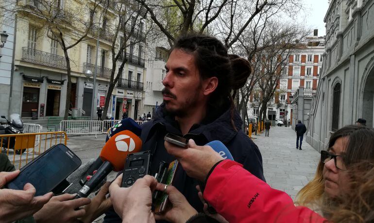 El diputado de Unidos Podemos en su declaración en el Supremo el día 11