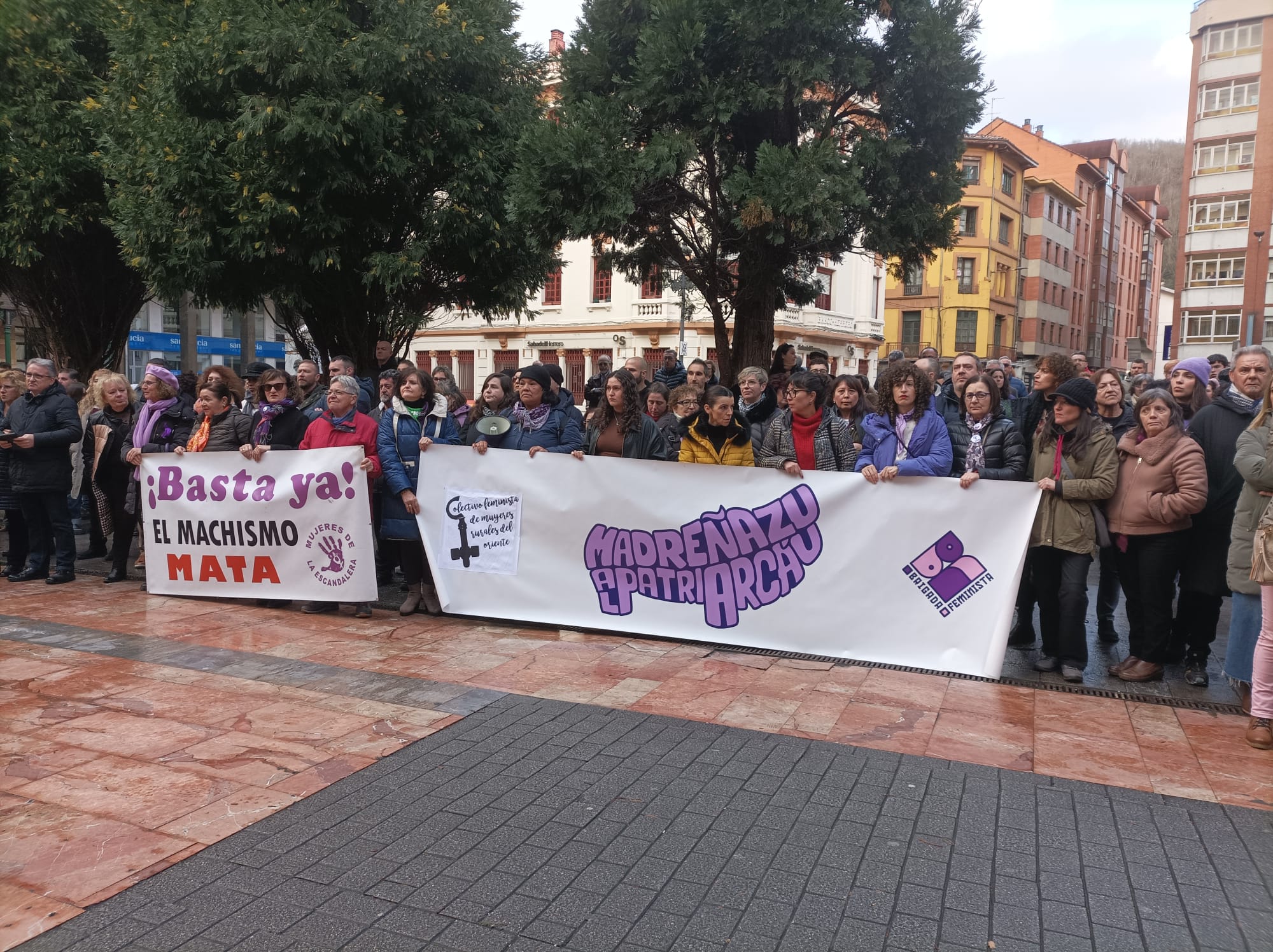 Acto de repulsa al crimen machista de Langreo (Asturias).