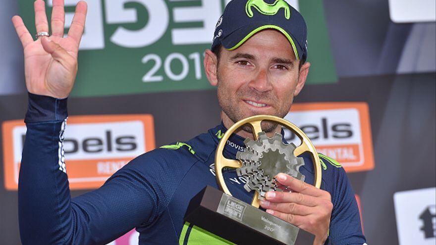 Alejandro Valverde en el podio celebrando la conquista de su cuarta Lieja-Bastogne-Lieja. / Foto: Getty Images