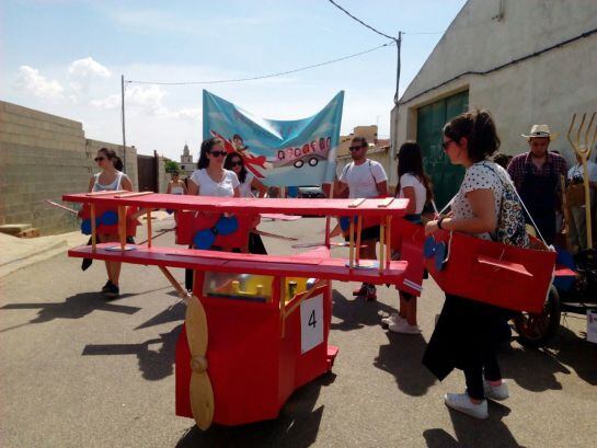 Concursantes con 'autos locos'