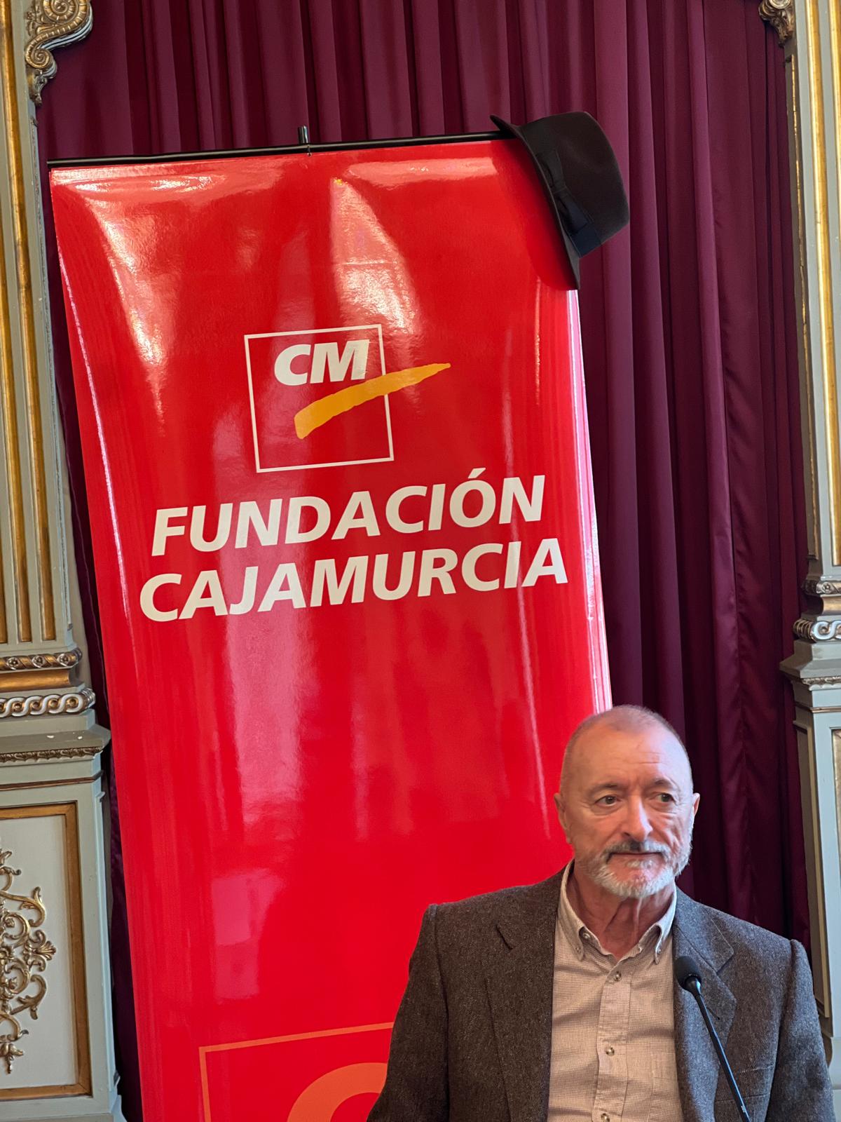 Alatriste vuelve. Y Pérez-Reverte lo hace en Cartagena, su puerto de origen