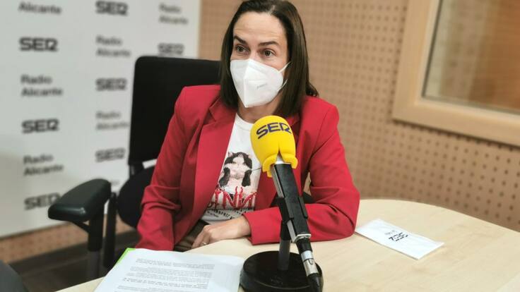 Entrevista a Laura Navarro, directora del aeropuerto de Alicante-Elche, en Hoy por Hoy Alicante