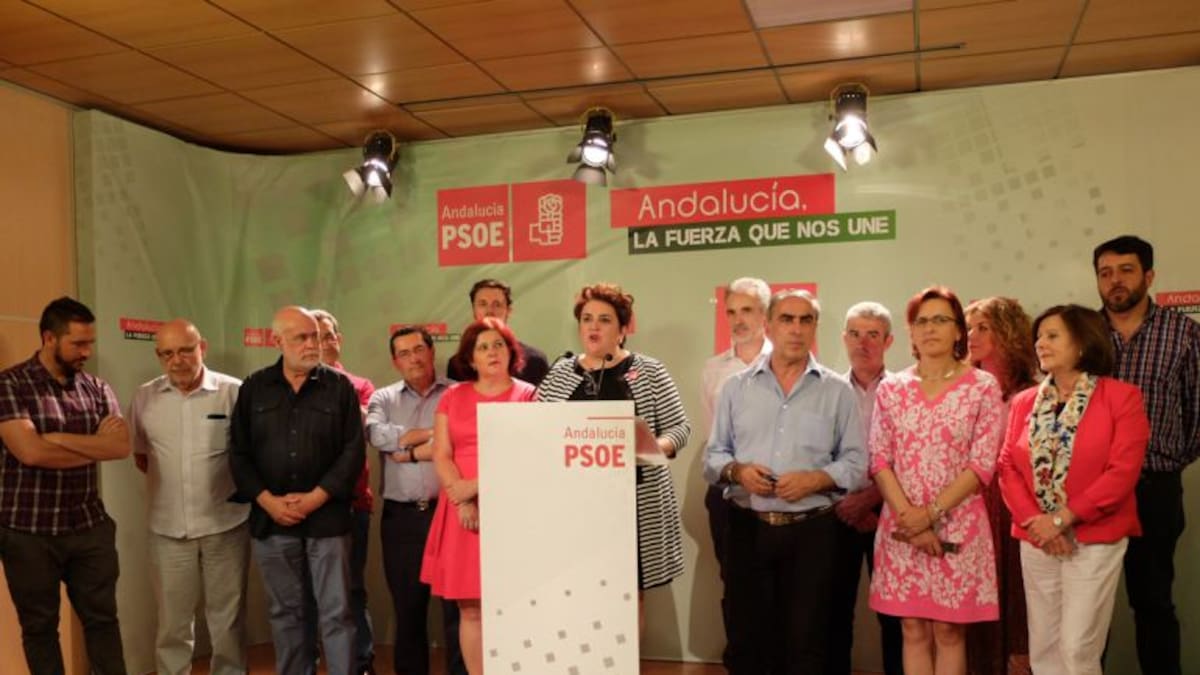 Primeras voces en el PSOE de Granada que piden "reflexión y cambio de caras"